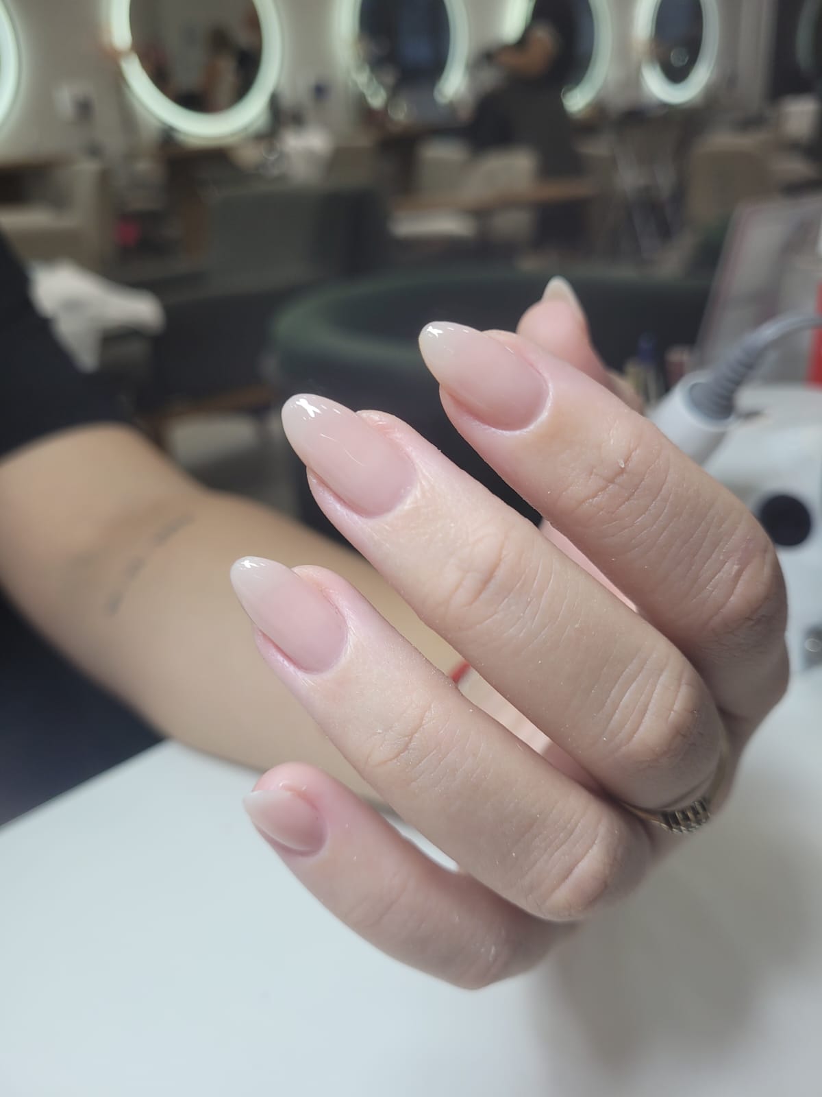 Alongamento de unhas com Molde F1 - acabamento profissional
